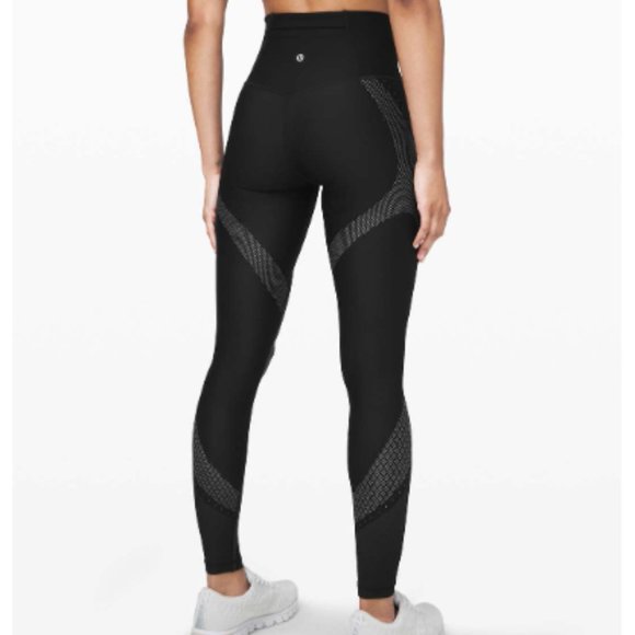 Mapped Out High-Rise Tight 28" size 4 - Picture 3 of 7